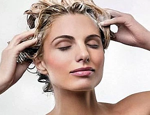 10 meilleurs shampooings pour cheveux jaunes