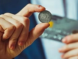 Top 10 Interest Debit Cards for the rest of 2020