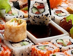 10 meilleures livraisons de sushis et de petits pains à Novossibirsk