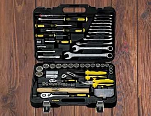 Top 10 tool kit firms in a suitcase