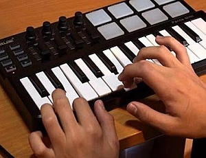 15 best midi keyboards from Aliexpress