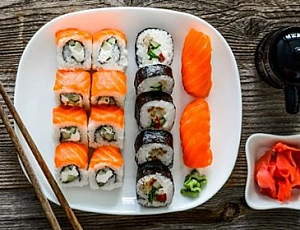 5 best sushi and roll deliveries in Voronezh