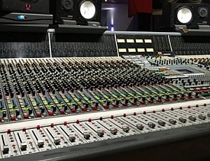 10 best mixing consoles