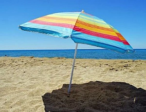 Top 5 Beach Umbrella Manufacturers