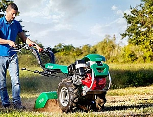 10 meilleurs tracteurs à conducteur marchant pour 10 acres