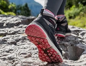 10 Best Women's Hiking Shoes