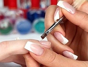 5 meilleures bases sans acide pour le vernis gel