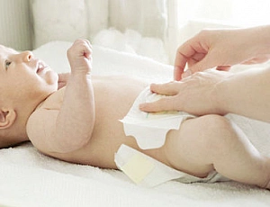 Best diapers for newborns - Pampers, Huggies or Merries?