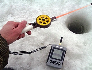 Meilleur sondeur pour la pêche sur glace en 2021 - Entraînement, Garmin ou Dipper ?