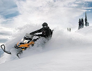 Best Deep Snow Snowmobile of 2022 - Yamaha, BRP or Stels?