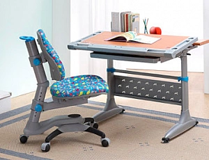 10 Best Growing Chair Desks