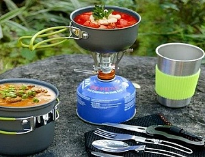 Les 5 meilleures batteries de cuisine pour la randonnée et le camping